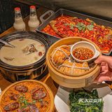 一口下去真的yyds！️火焰铁板烤鲈鱼 鱼超大一份！