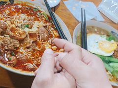 -丁丁猫重庆小面(徐州路店)