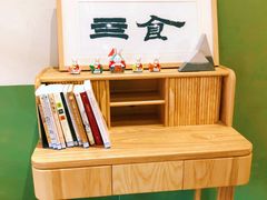 用餐区-Catch Bagel(芳草地店)