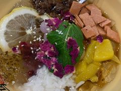 红糖冰粉-马路边边串串香(双井直营店)