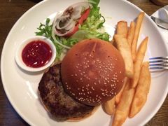 牛肉汉堡-小主人西餐厅 master table(青年中路店)