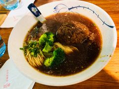 红烧狮子头-囿面传统制面馆(中央路店)