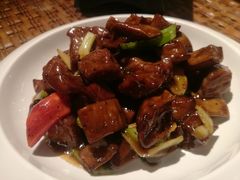 杏鲍菇牛仔粒-老广酒楼(樱花店)