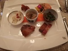 -Salon de Ville浦江汇(上海外滩华尔道夫酒店店)