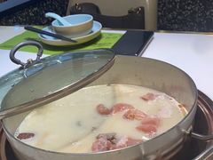 -洪氏嗨捞·猪肚鸡火锅(阳光天地店)