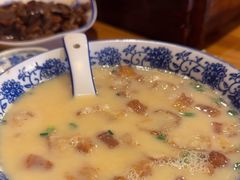 -张家巷美食(南浔店)