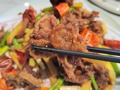 -乔家小院•非遗驴肉•本地小海鲜(滨河路店)
