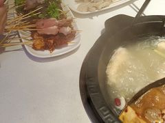 -爱有声毛肚串串火锅自助(龙之梦大都汇店)