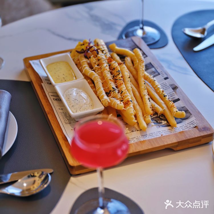 情侣约会圣地 | 高空浪漫西餐厅推荐