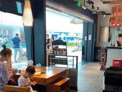 -呷哺呷哺(融创茂店)