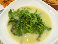 -五谷芳乳鸽王(海景店)