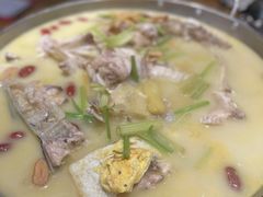 天麻炖鱼头-佬湘楼(越秀城市广场店)