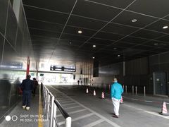 -大宁国际商业广场-地下停车库