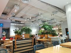 大堂-必胜客(百联又一城店)