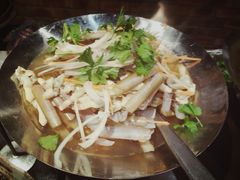 -河内西湖莲花自助餐厅