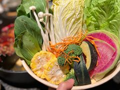 -三出山火锅(南京万象天地店)