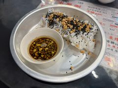 爽口捞粉-禄粥·广府味·煲仔粥·宵夜·明档现做(江南西店)