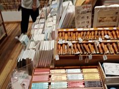 -猫的天空之城概念书店(杭州南宋御街店)