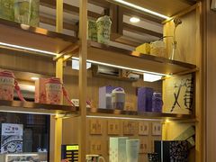 -霸王茶姬(南强街店)