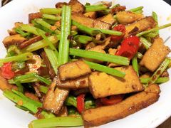 -建辉湖南土菜馆(南大街店)