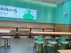 大堂-老乡鸡(西岸凤巢店)