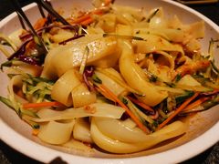 羊毛工镇凉皮-丝路金桃·新疆菜(徐汇店)