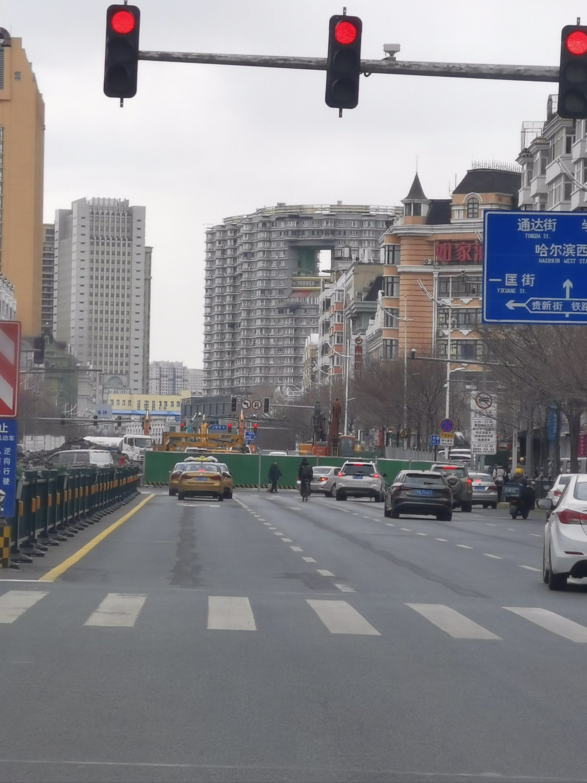 西大桥封闭施工,咋绕行?