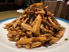 -渝信川菜 · 川味家常菜(长安店)
