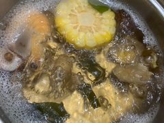 -海鲨湾海鲜会馆(百家湖1912店)