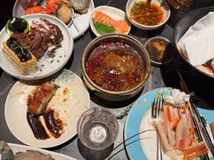 -雍容荟帝王蟹活龙虾展台自助(IFS黑金店)