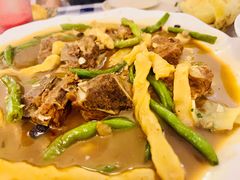 扁豆排骨焖卷子-HiMaMa亲子庄园·亲子餐厅