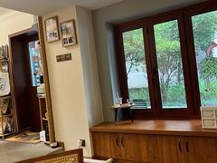-SAFARI COFFEE