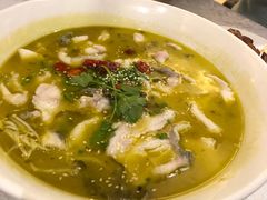 -泓历皇朝酒店(东亭店)