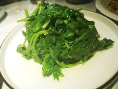 清炒豌豆尖-雲蜀龙阁·金牌水煮鱼(方庄店)