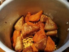 -蛮佬拾·乡里土菜馆(河西王府井店)