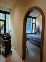 -小颜秘家·韩国整骨