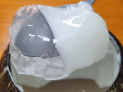 双层椰子冻-韵姐牛奶甜品世家