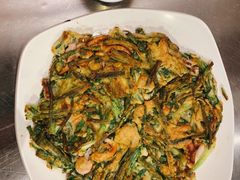海鲜葱饼-富乐满韩国正宗炸鸡韩国料理(虹泉路店)
