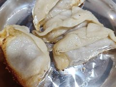 -黄阿姨锅贴大王(万航渡路店)