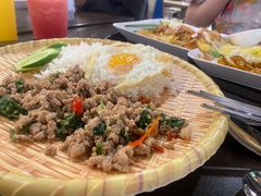 打抛猪肉饭-Pier 21 (Terminal 21 Asok)