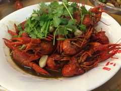-鲁小三·大骨自助(金山总店)