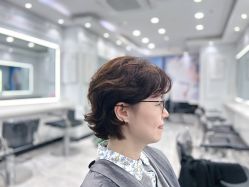-镁连社·美联社