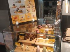 面包甜点陈列柜-汉堡王(西铁营万达店)