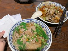 -爆炸头阿姨小四川正宗川味小吃(无任何分店)