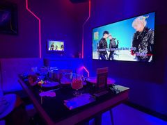 -唯爱KTV聚会餐厅(仙林东城汇店)