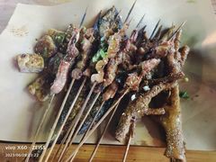 -郑记•不夜城烧烤•龙虾•虾蟹(黄鹤楼店)