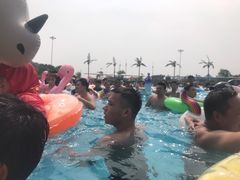 -汤山欢乐水世界