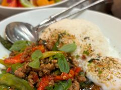 -芭莉与彩虹西餐厅(成都合生汇店)