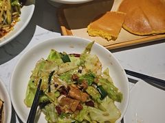 -关东小磨东北菜(漕河泾印象城店)