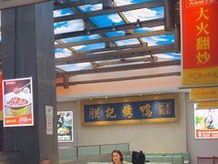 -阿瓦山寨·湘菜现炒·剁椒鱼头王(咸阳总店)